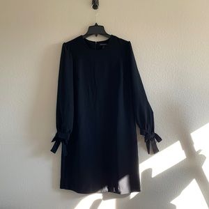 Banana Republic Long Sleeve Bow Cuff Shift Dress